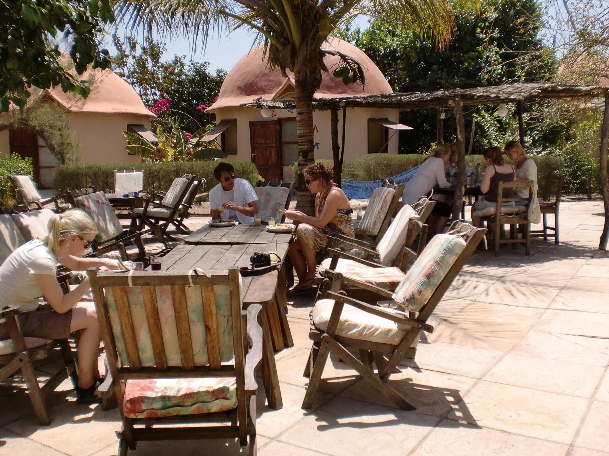 Footsteps Eco-Lodge Gunjur エクステリア 写真