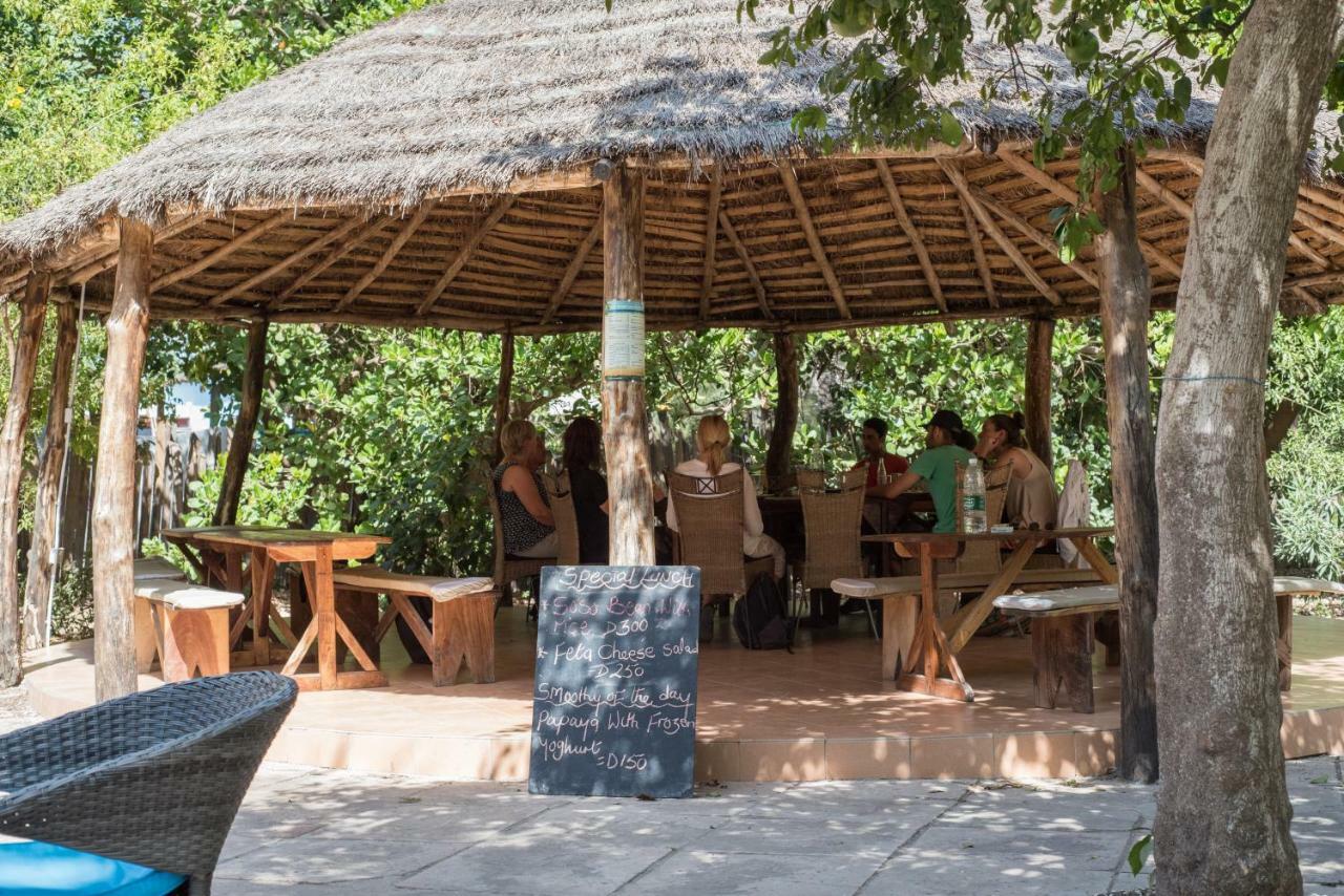 Footsteps Eco-Lodge Gunjur エクステリア 写真