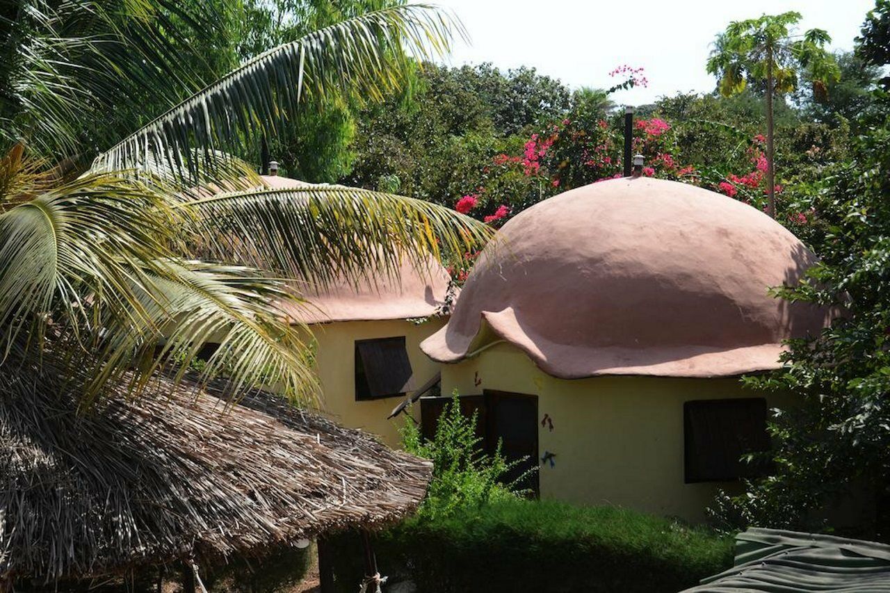 Footsteps Eco-Lodge Gunjur エクステリア 写真